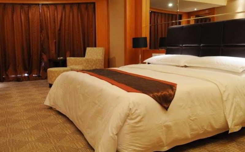 Empark Grand Hotel Xi'An Xi'an  Exterior photo